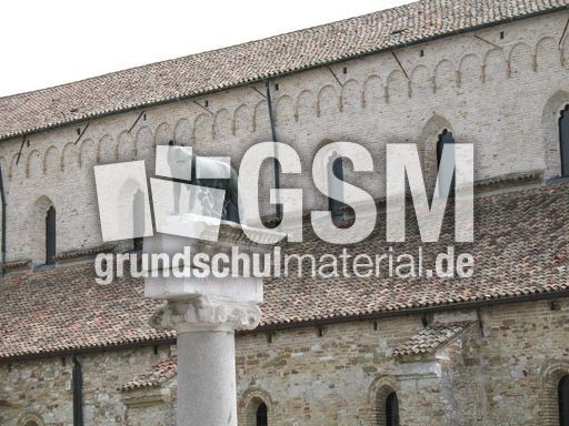 Italien Venetien Aquileia Basilica S. Maria 035.JPG